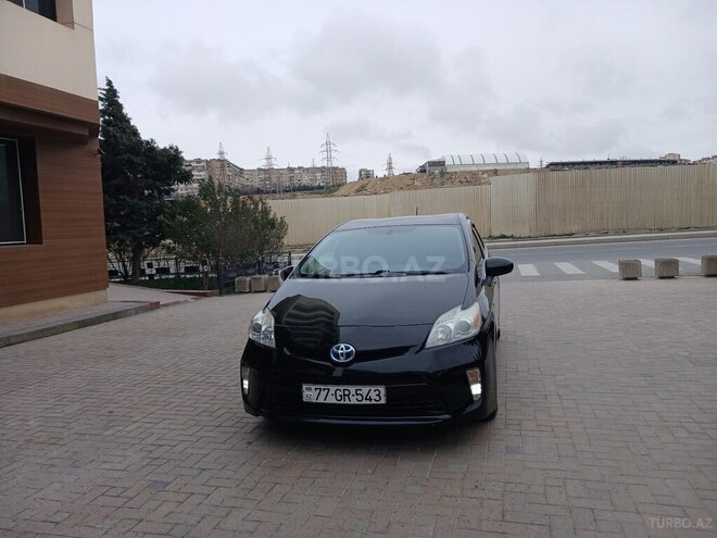 Toyota Prius 2015, 198,000 km - 1.8 л - Bakı