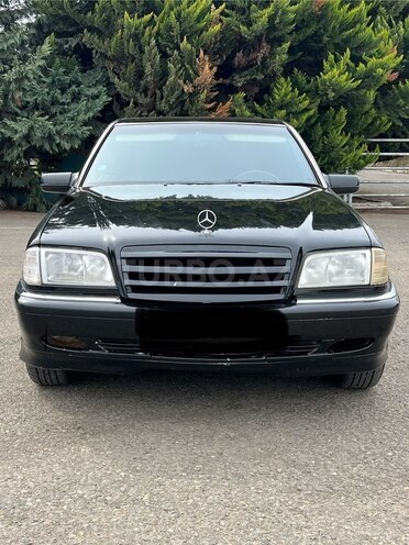 Mercedes C 230 1996, 330,000 km - 2.3 l - Qazax