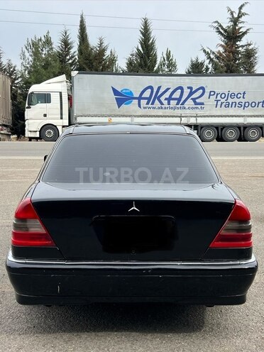 Mercedes C 230 1996, 330,000 km - 2.3 l - Qazax