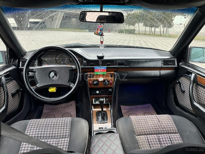 Mercedes 200 E 1991, 430,000 km - 2.0 l - Bakı