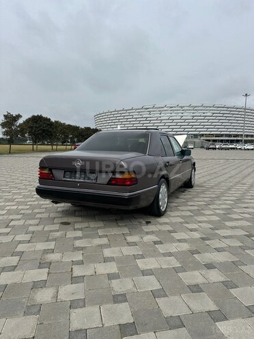 Mercedes 200 E 1991, 430,000 km - 2.0 l - Bakı