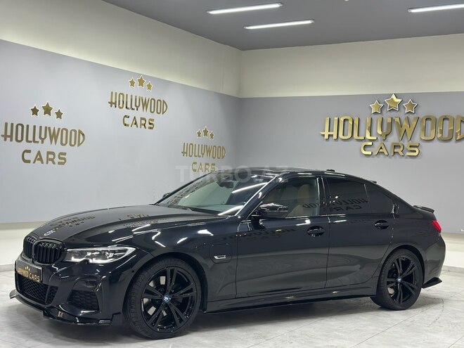 BMW 330e-2