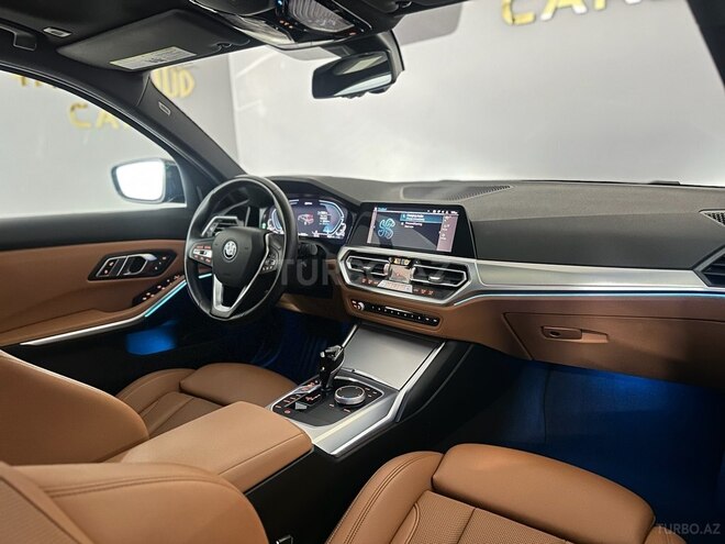BMW 330e-14