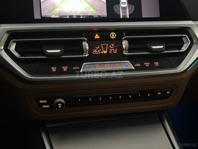 BMW 330e-26
