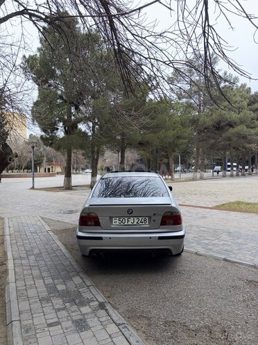 BMW 528 1999, 324,000 km - 2.8 l - Sumqayıt