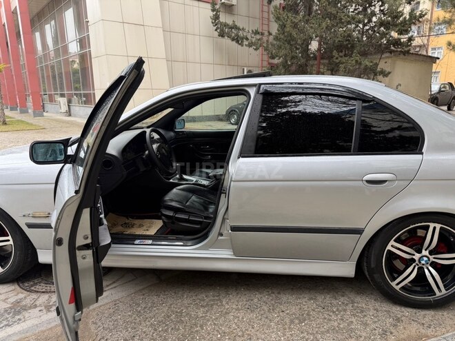 BMW 528 1999, 324,000 km - 2.8 l - Sumqayıt