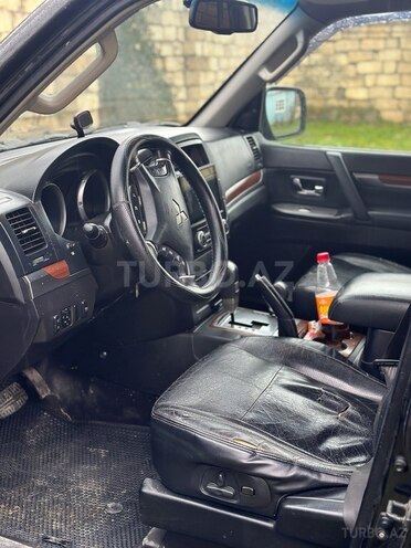 Mitsubishi Pajero 2008, 240,000 km - 3.0 л - Qusar