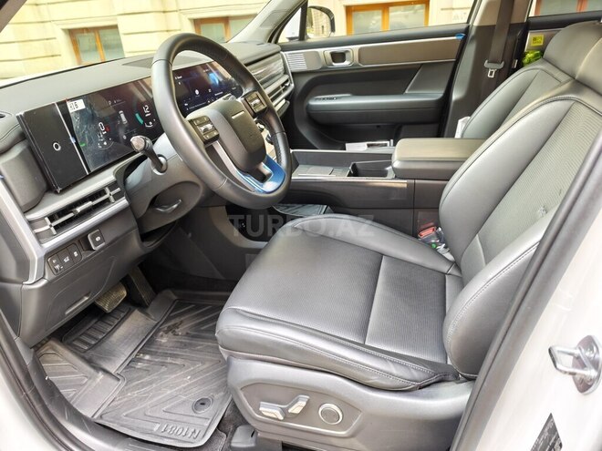 Hyundai Santa Fe-12