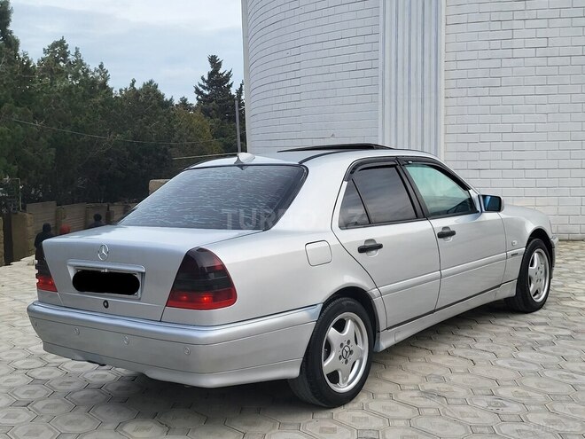 Mercedes C 220 2000, 356,292 km - 2.2 l - Bakı