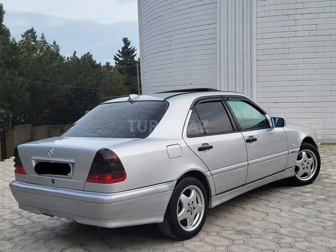 Mercedes C 220 2000, 356,292 km - 2.2 l - Bakı
