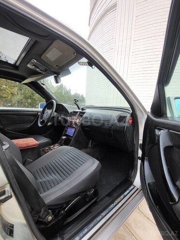 Mercedes C 220 2000, 356,292 km - 2.2 l - Bakı