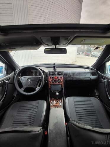 Mercedes C 220 2000, 356,292 km - 2.2 l - Bakı