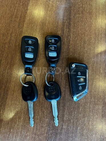 Hyundai Elantra 2009, 146,023 km - 2.0 л - Gəncə
