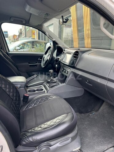 Volkswagen Amarok-9