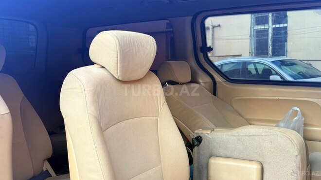 Hyundai H-1-13