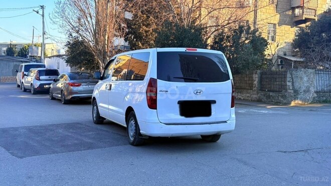 Hyundai H-1-5