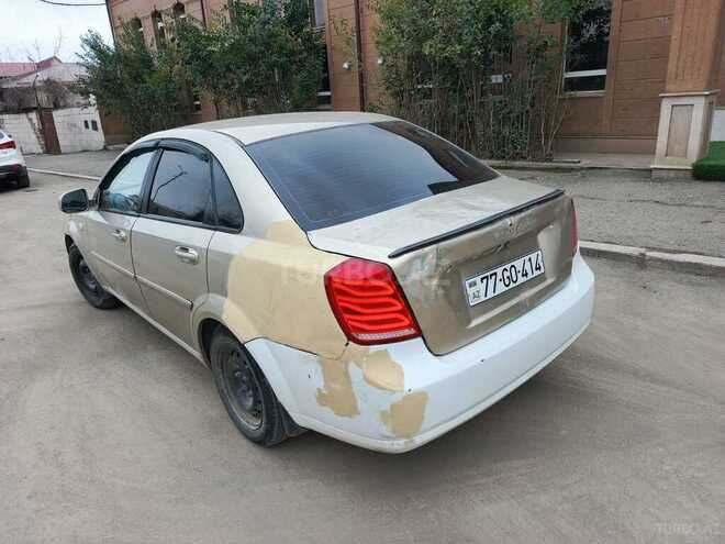 Daewoo Gentra-4