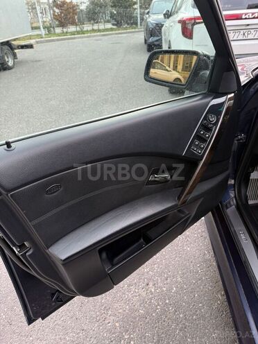 BMW 530 2003, 257,000 km - 3.0 l - Bakı