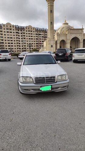 Mercedes C 240 1998, 174,000 km - 2.4 л - Bakı