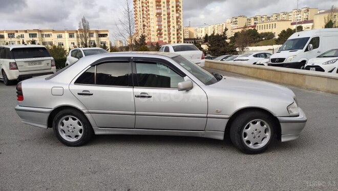 Mercedes C 240 1998, 174,000 km - 2.4 л - Bakı