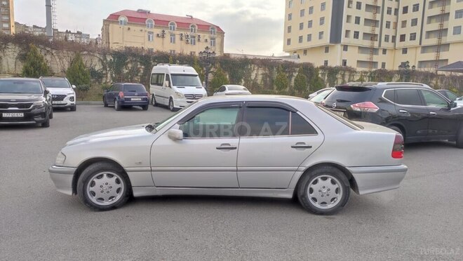 Mercedes C 240 1998, 174,000 km - 2.4 л - Bakı