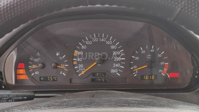 Mercedes C 240 1998, 174,000 km - 2.4 л - Bakı