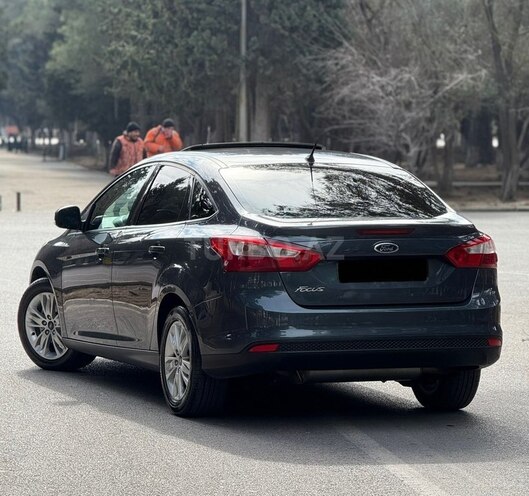 Ford Focus 2013, 167,000 km - 1.6 l - Bakı