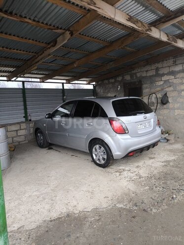 Kia Rio 2009, 253,000 km - 1.5 л - Füzuli
