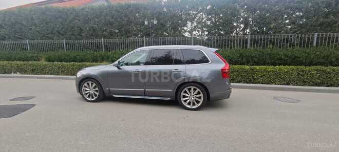 Volvo XC90-2
