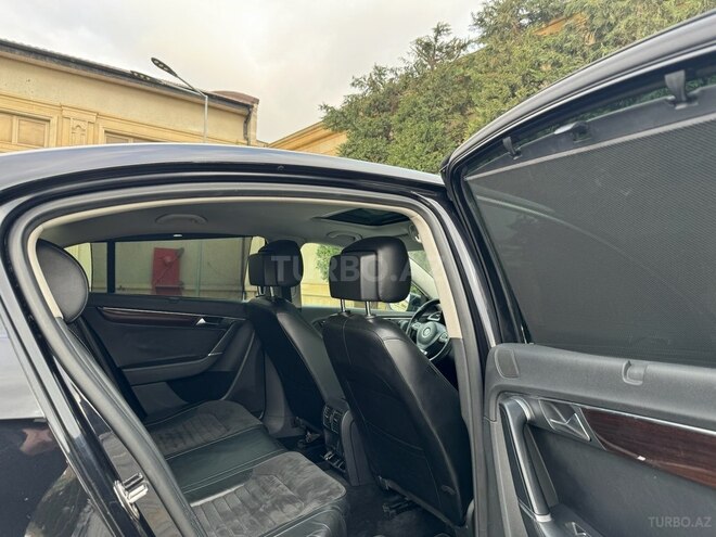 Volkswagen Passat-15