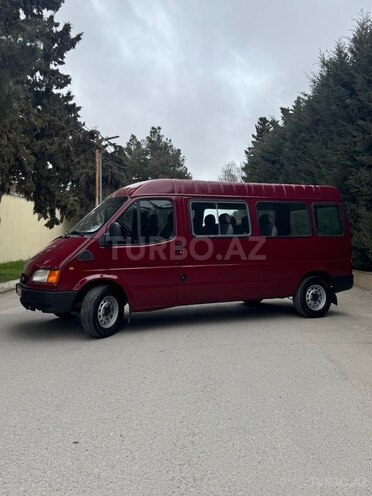 Ford Transit-2