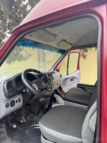Ford Transit-15