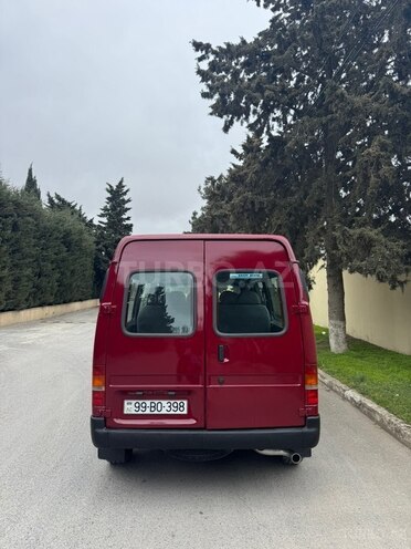 Ford Transit-3