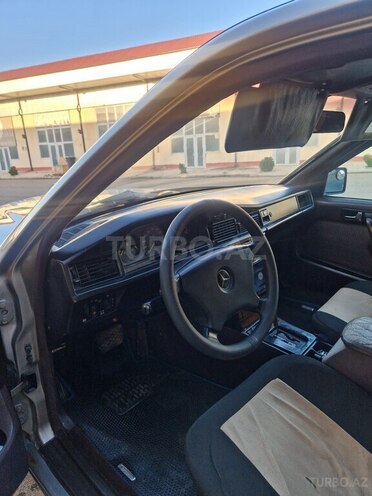 Mercedes 190 1990, 200,000 km - 2.0 л - İmişli
