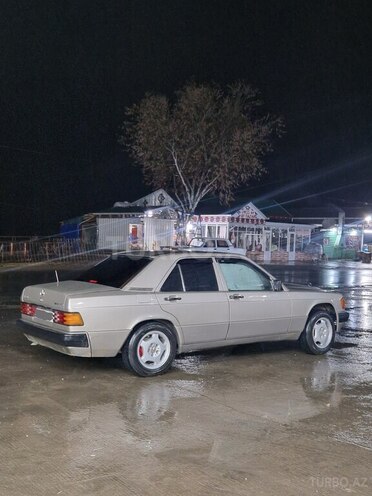 Mercedes 190 1990, 200,000 km - 2.0 л - İmişli