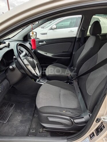 Hyundai Accent 2011, 380,000 km - 1.4 l - Gəncə