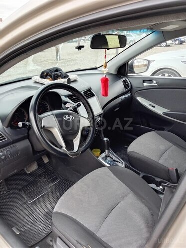 Hyundai Accent 2011, 380,000 km - 1.4 l - Gəncə