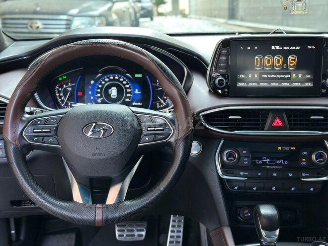 Hyundai Santa Fe-10