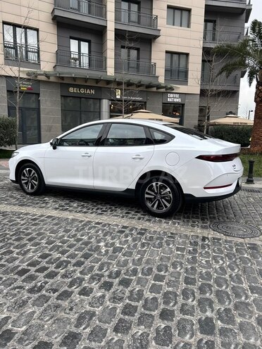 BYD Qin Plus 2025, 2,400 km - 1.5 l - Bakı