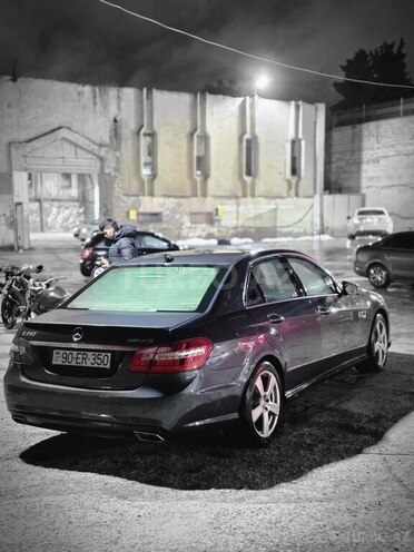 Mercedes E 350 4MATIC 2011, 177,000 km - 3.5 л - Bakı