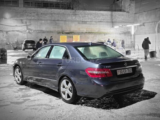 Mercedes E 350 4MATIC 2011, 177,000 km - 3.5 л - Bakı