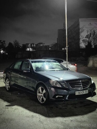 Mercedes E 350 4MATIC 2011, 177,000 km - 3.5 л - Bakı