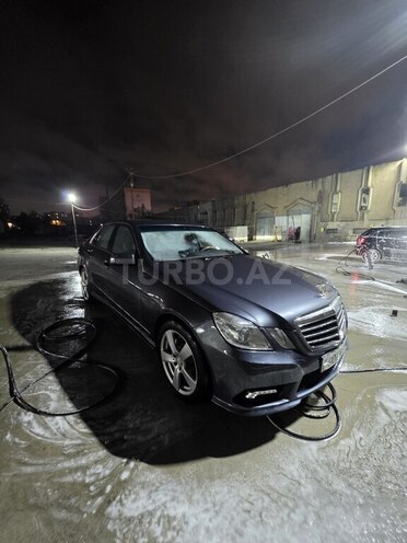 Mercedes E 350 4MATIC 2011, 177,000 km - 3.5 л - Bakı