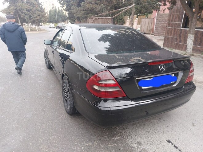 Mercedes E 220 2002, 280,000 km - 2.2 l - Bakı