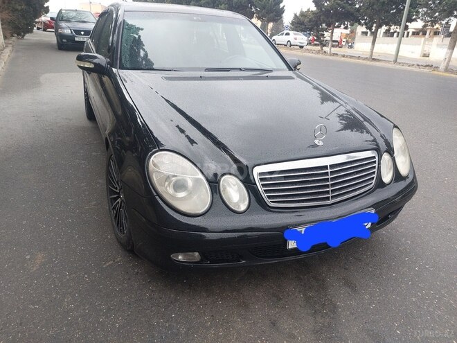 Mercedes E 220 2002, 280,000 km - 2.2 l - Bakı