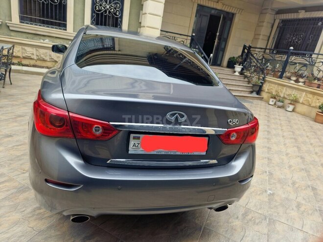 Infiniti Q50-6