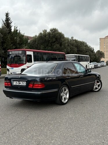 Mercedes E 320 2001, 420,000 km - 3.2 l - Bakı