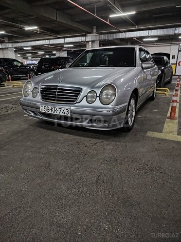 Mercedes E 240 2001, 260,000 km - 2.4 l - Şəmkir
