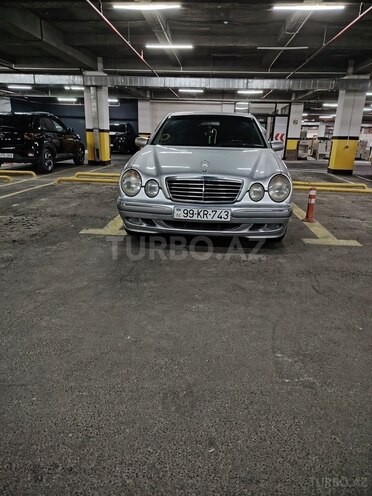 Mercedes E 240 2001, 260,000 km - 2.4 l - Şəmkir