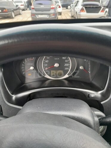 Hyundai Tucson 2008, 330,000 km - 2.7 l - Bakı